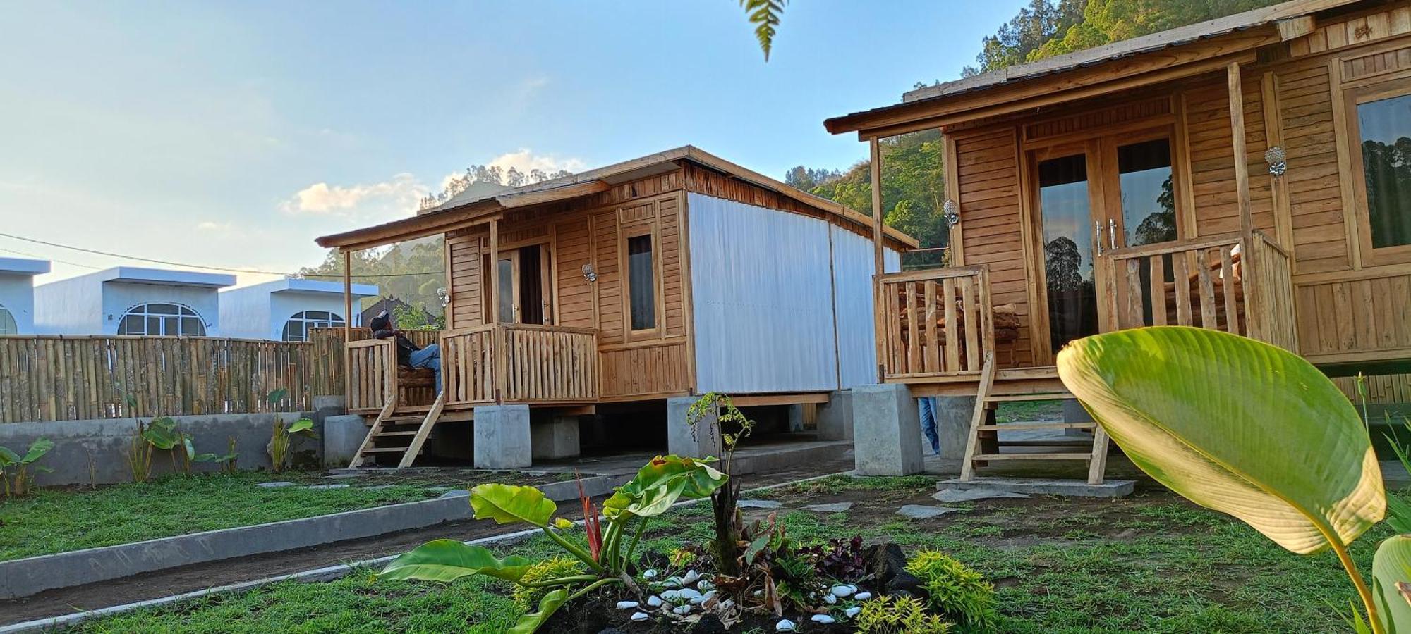 Batur Twin House * Kubupenlokan