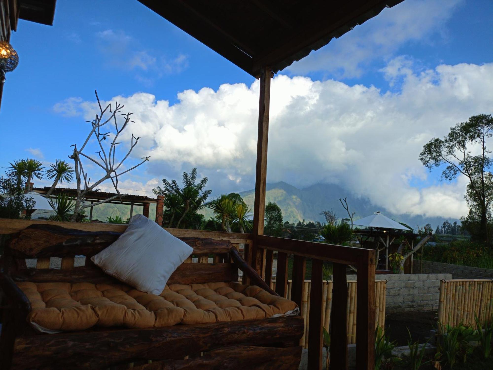 Batur Twin House Lodge